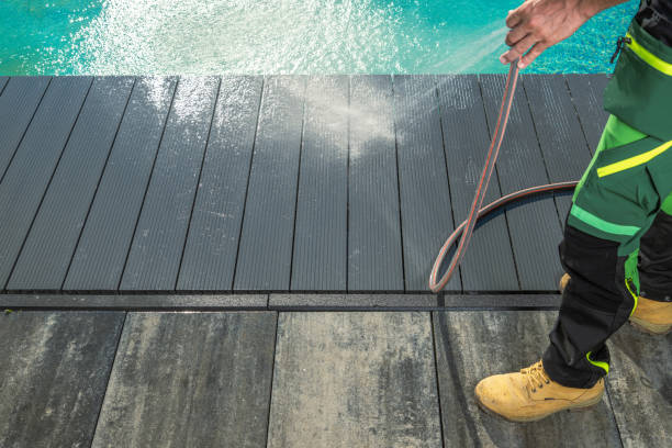 Best Garage Pressure Washing  in Roanoke, IN