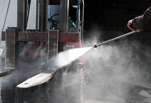 Why Choose Our Certified Pressure Washing Experts for Your Project Needs in Roanoke, IN?